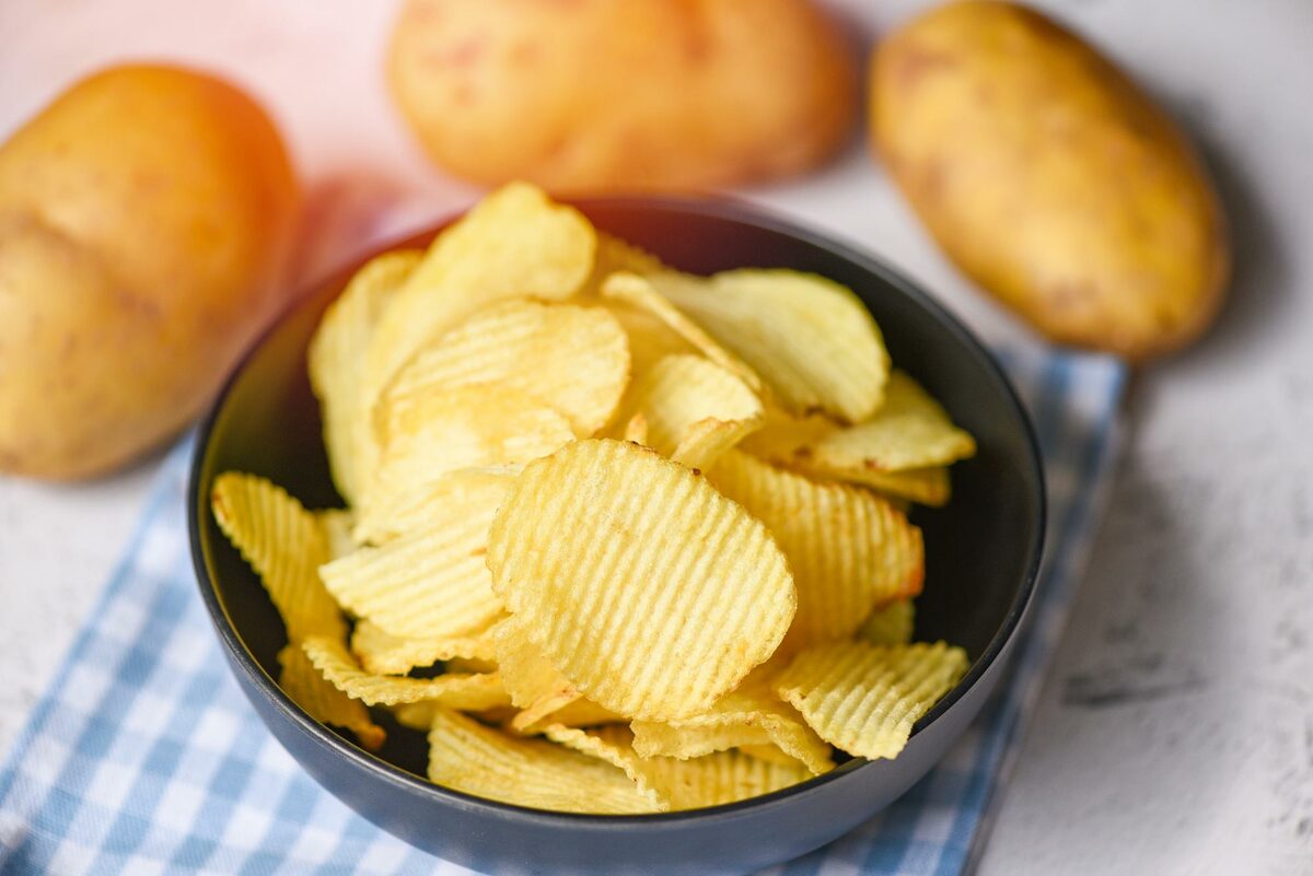 Air fryer w kamperze: test frytkownicy 230V na postoju