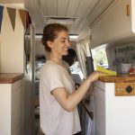 Lodówka kompresorowa i absorpcyjna do kampera