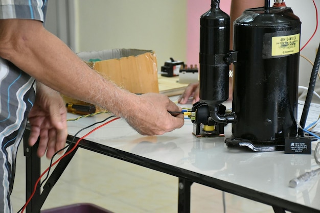 Pompa wodna i instalacja w kamperze - system