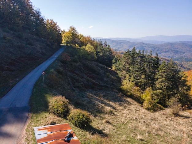 Kamper na górskiej trasie - malownicza podróż