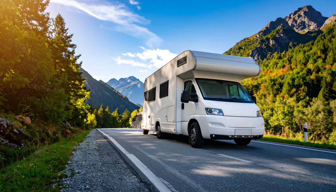 Najpiękniejsze trasy kamperowe w Polsce – TOP 10 szlaków