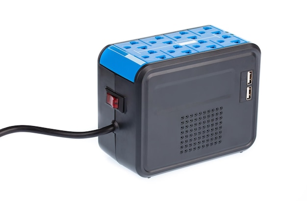 Przetwornica napięcia do kampera – 12V na 230V