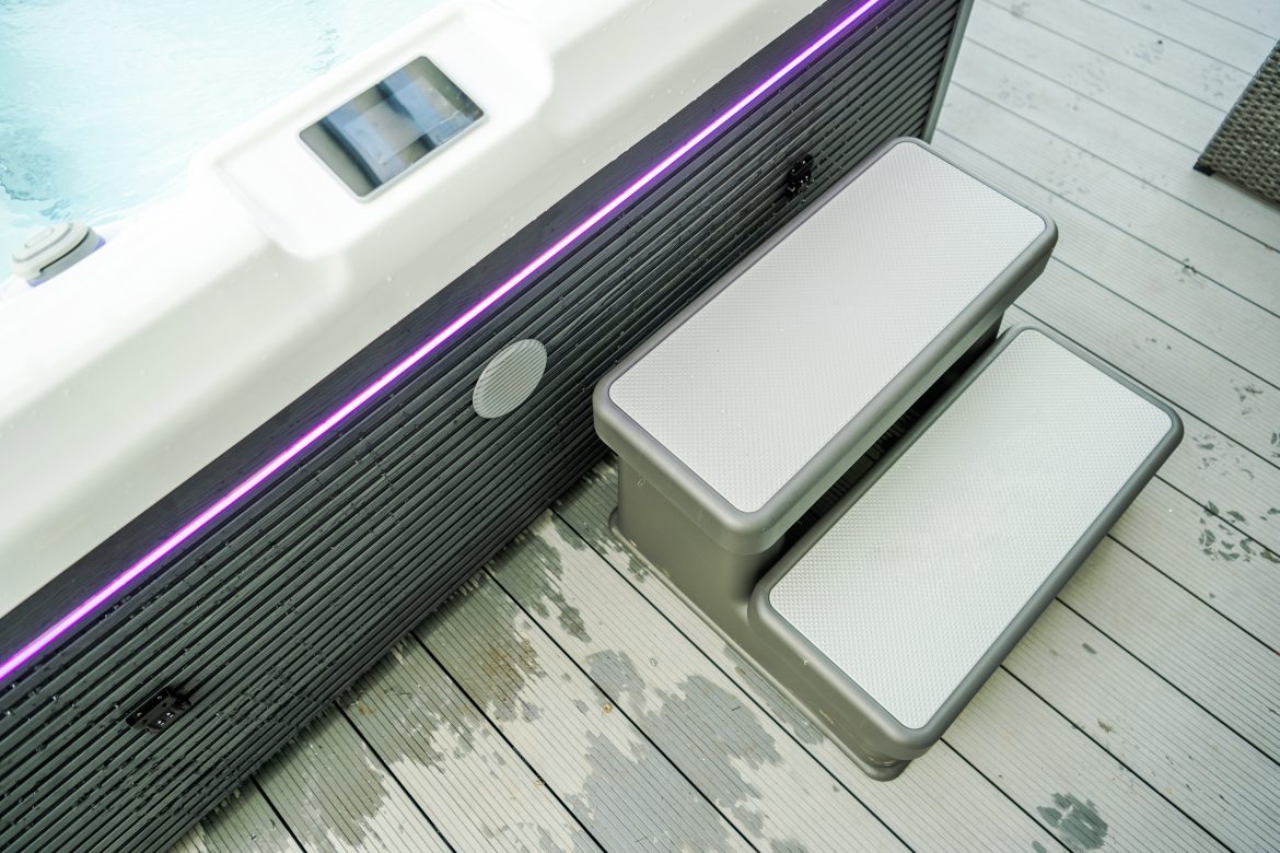 Toaleta kasetowa w kamperze – wygoda i higiena