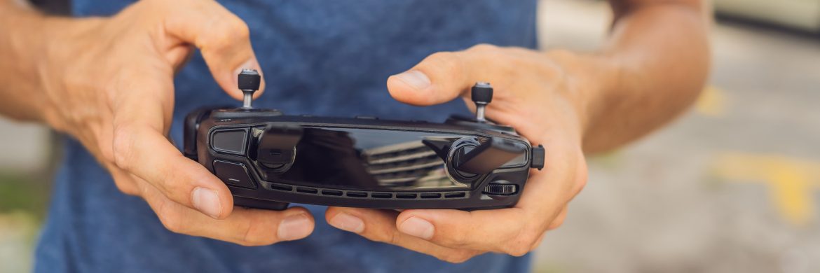 GPS tracker do kampera – Garmin, Teltonika i RoadStar w testach